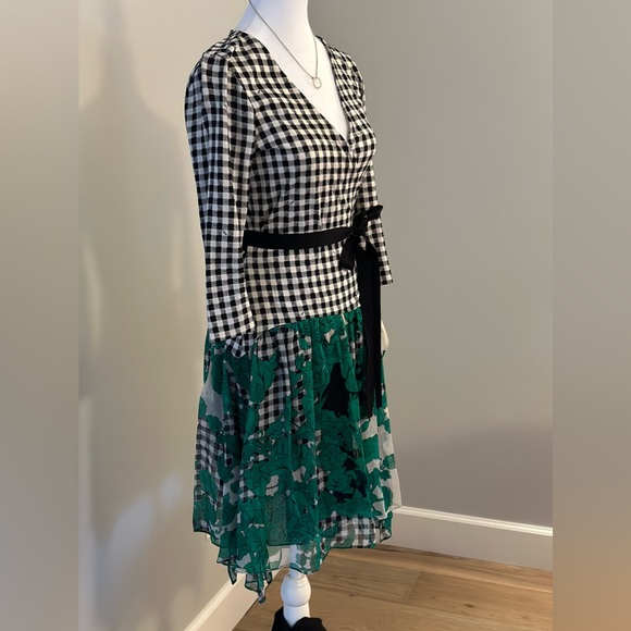 Diane Von Furstenberg Silk Dress - Picture 3 of 14